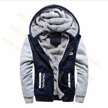 Load image into Gallery viewer, 2020 Daiwa Fishing Clothes Hoodies Outdoor Sweatshirt With Cap Loose Fleece Warm Jacket Men Fishing Clothing With Hood